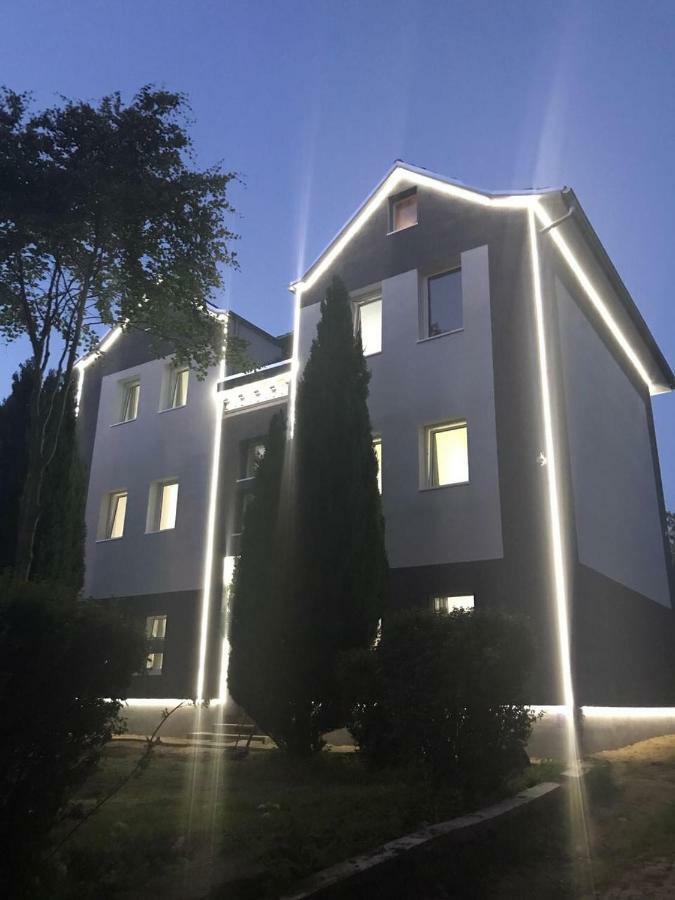 Werftstrasse 9A Aparthotel Kiel Exterior foto
